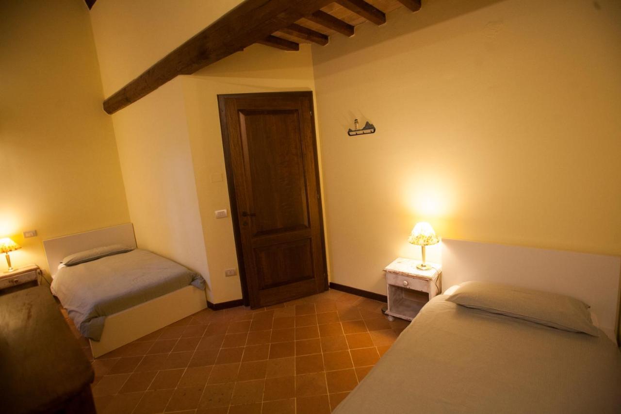 Podere Piazza Сиена Экстерьер фото